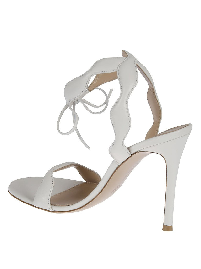 Gianvito Rossi Elegant High Heel Pumps In Calf Leather