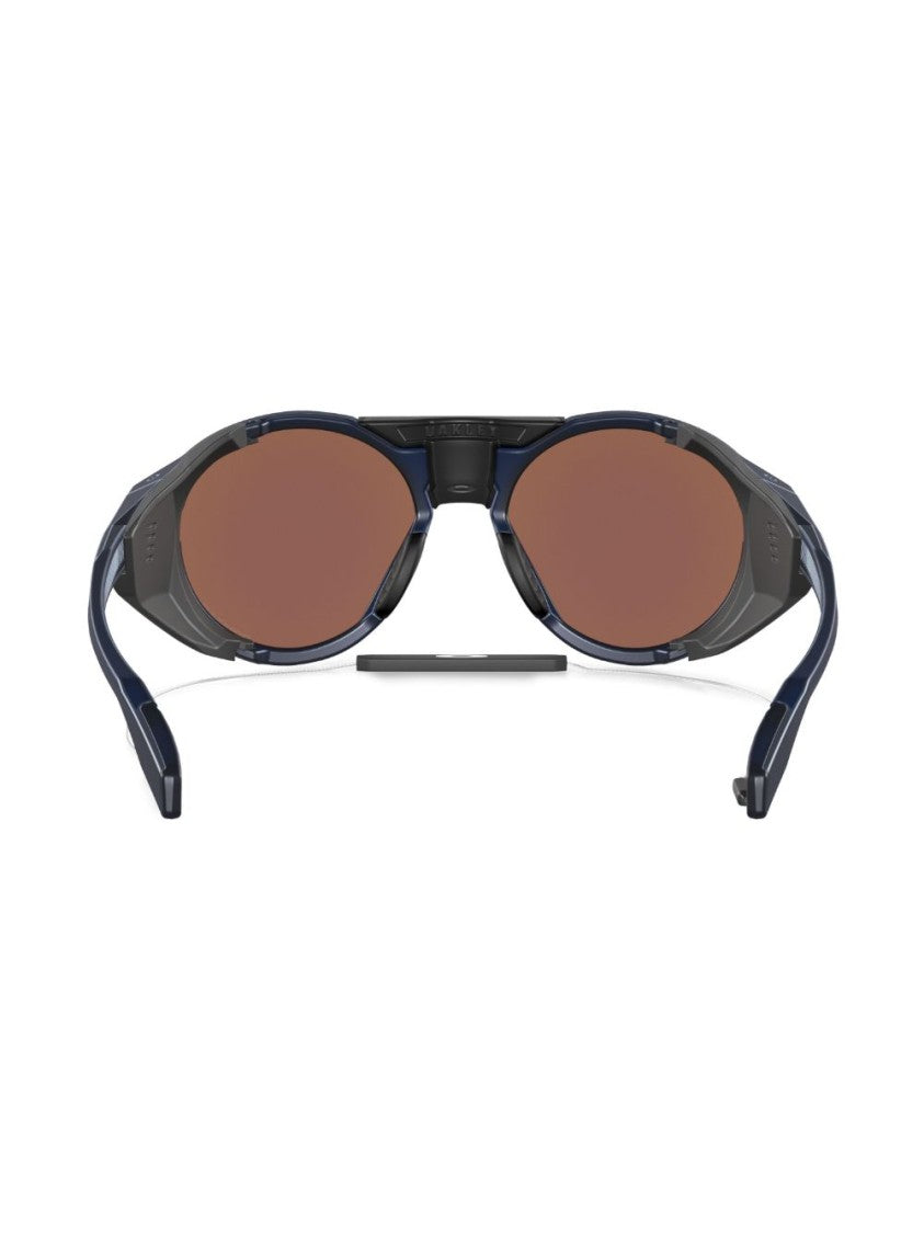 Oakley Bold Black Clifden Sunglasses With Aerodynamic Design