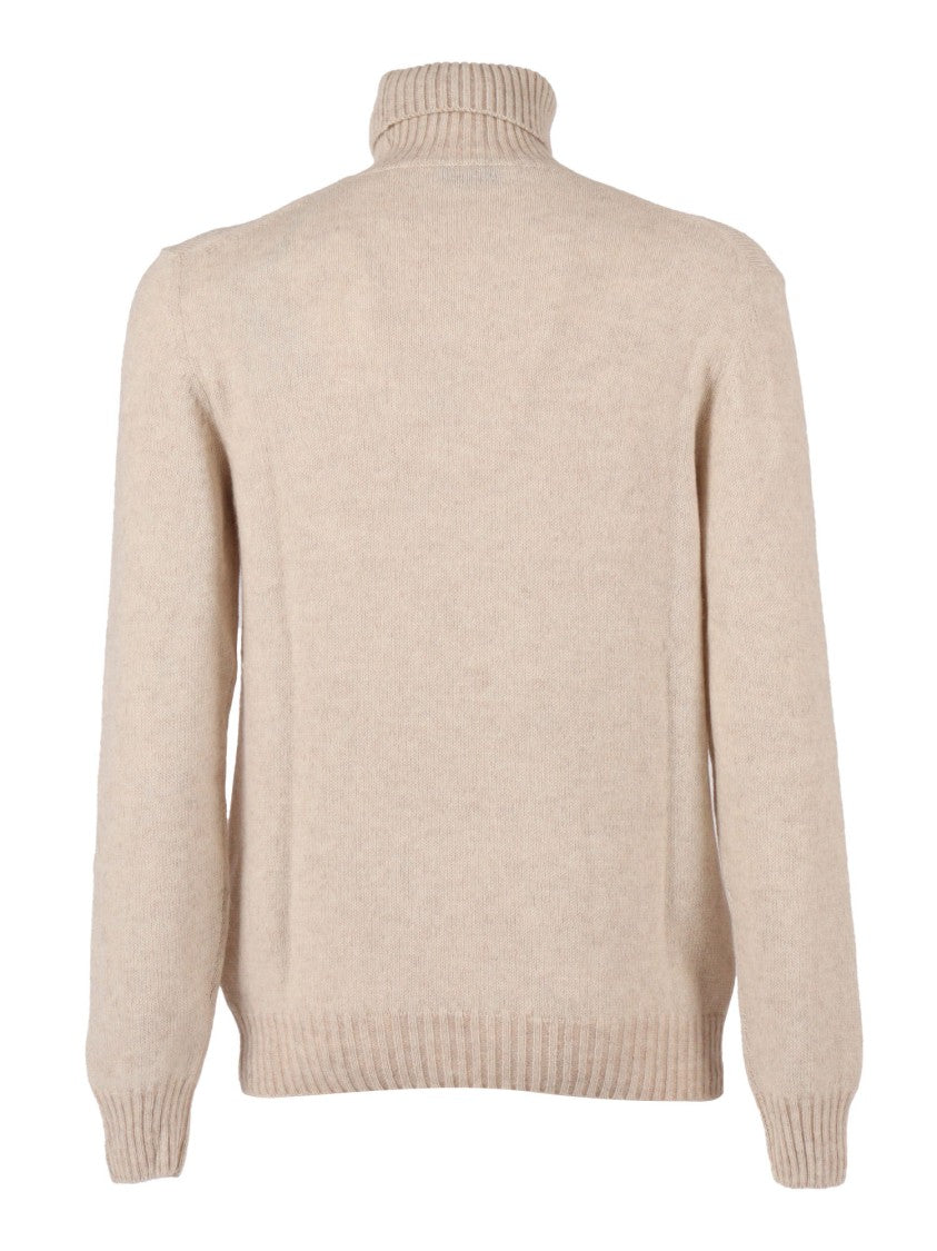 Sette Fili Cashmere Finely Knit Turtleneck Sweater With Smooth Texture