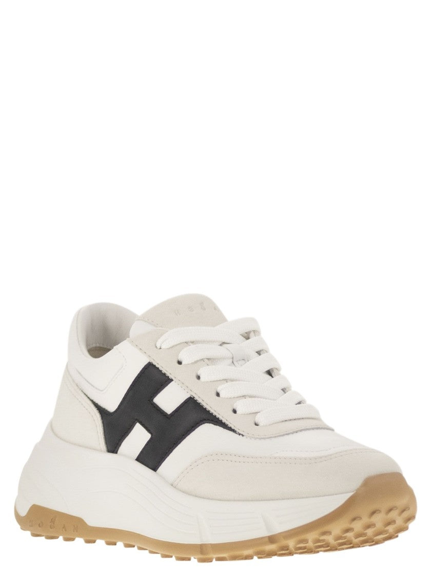Hogan Hi-Fi Trainers With Side H