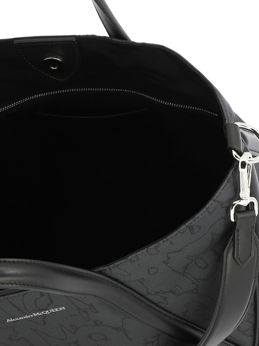 Alexander Mcqueen Sleek Black Shoulder Bag