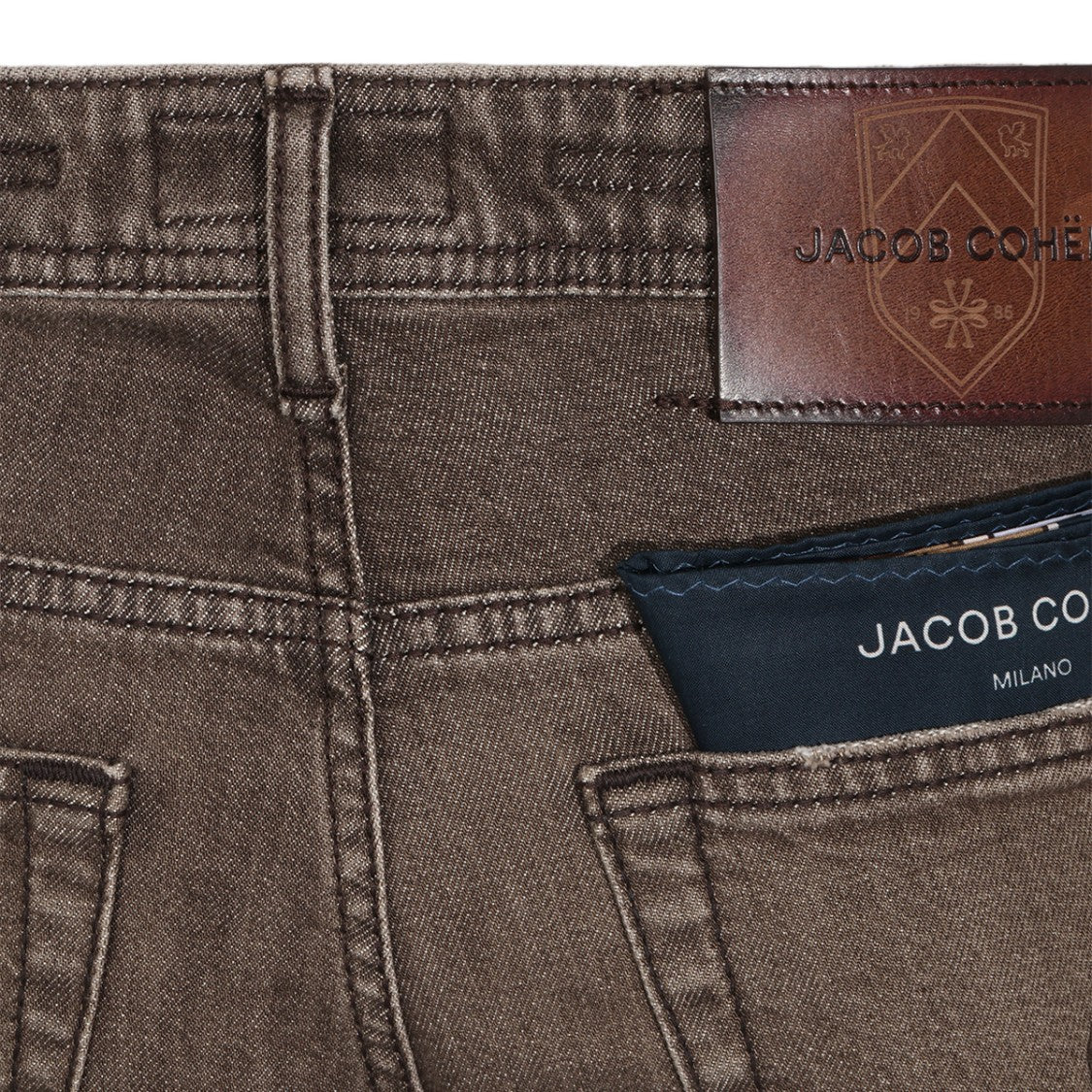 Jacob Cohen Straight-Leg Jeans With Vintage Brown Wash And Authentic Detailing