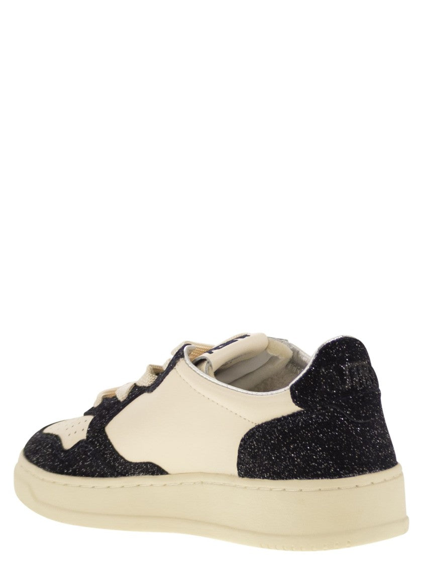Autry Medalist Low - Sneakers With Two-Tone Glitter