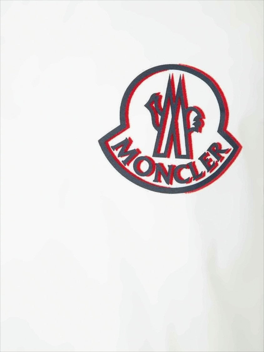 Moncler Minimalist White Cotton T-Shirt With Moncler Emblem