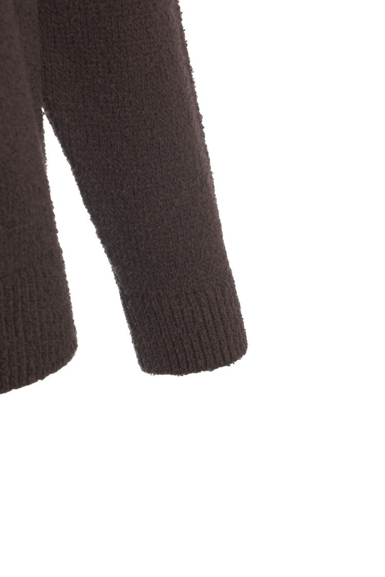 Closed Fine Textured Knit Pullover With Ribbed Details