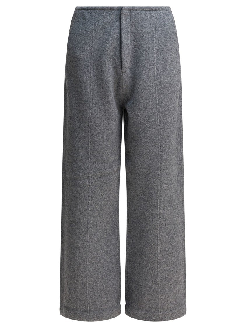 Umarmung Wide-Leg Trousers With Subtle Seam Detailing