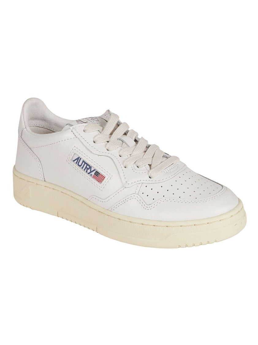 Autry Medalist Leather Sneakers White
