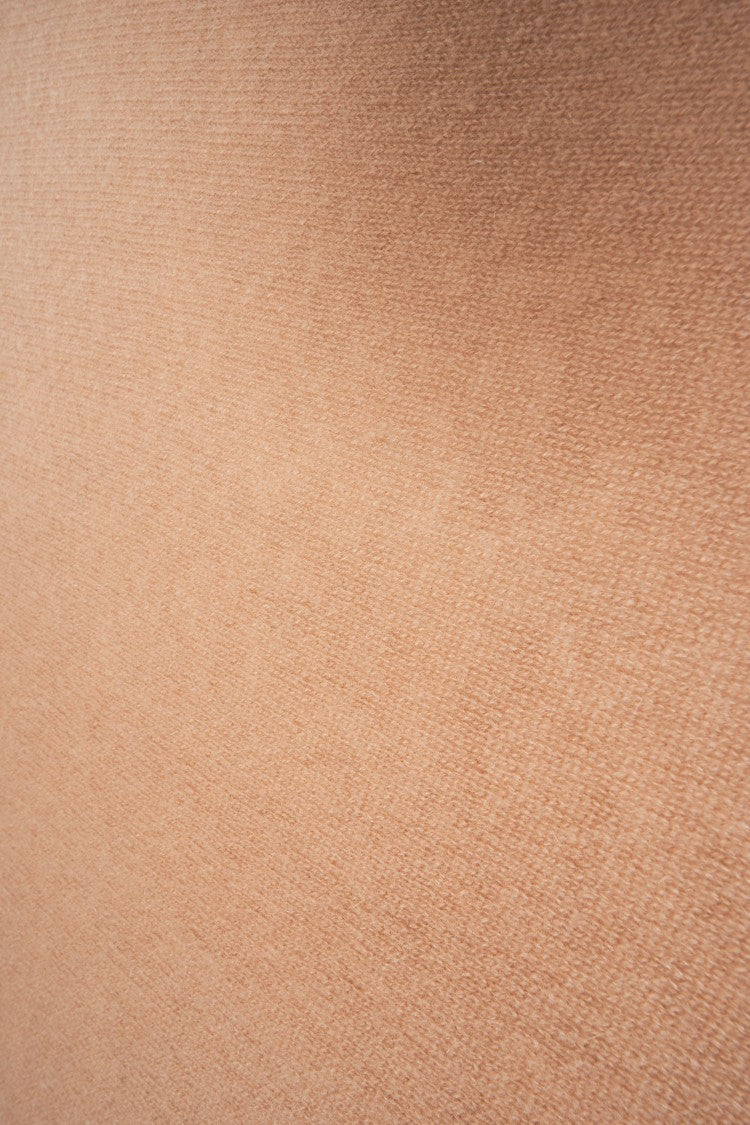 Crush Cashmere Scarf In Elegant Beige With Fine Knit Texture