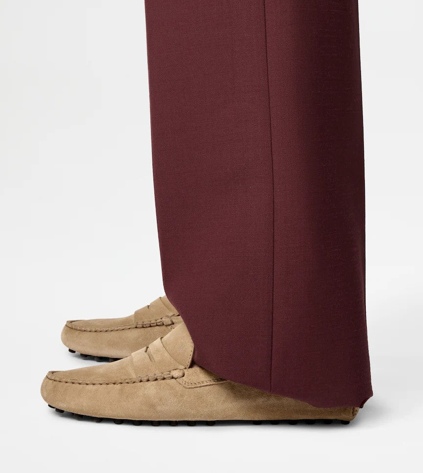 Tod's Classic Brown Leather Moccasins With Distinctive Detailing