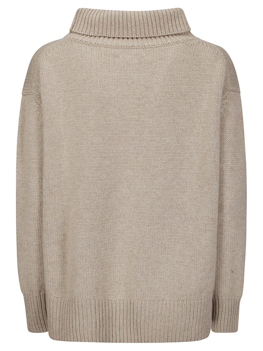 Be You Short-Fit Turtleneck Sweater With High Collar And Side Slits