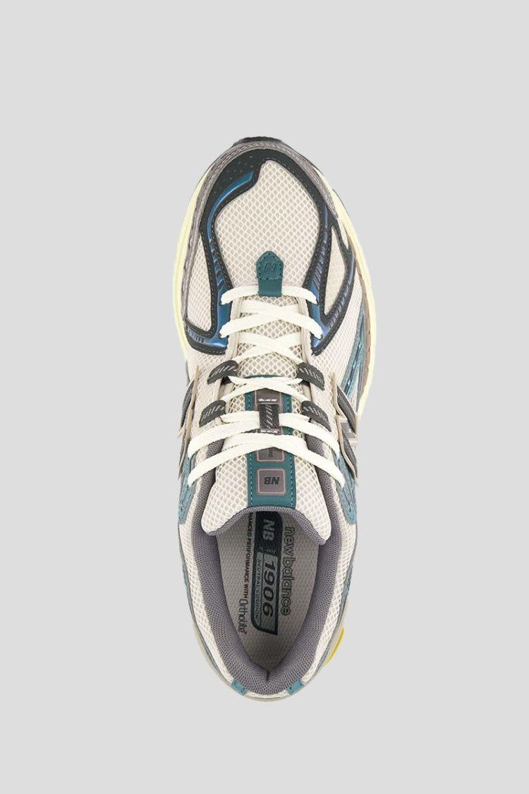 New Balance 1906R Sneakers