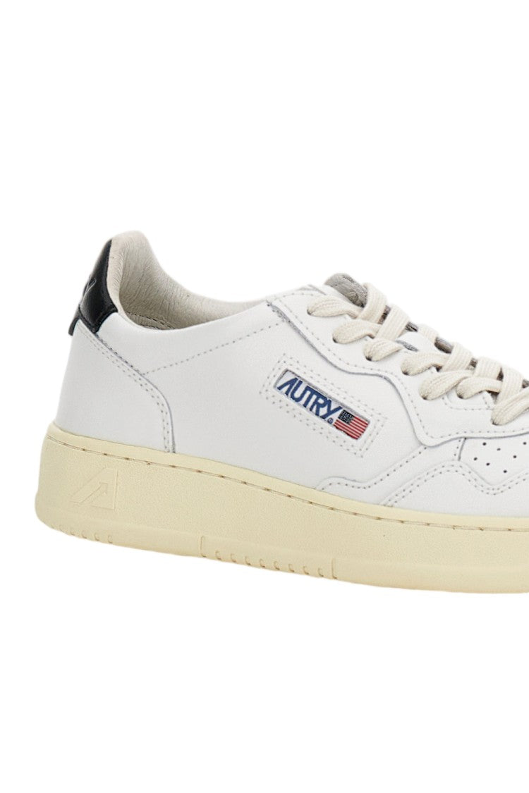 Autry White Medalist Low Leather Sneakers