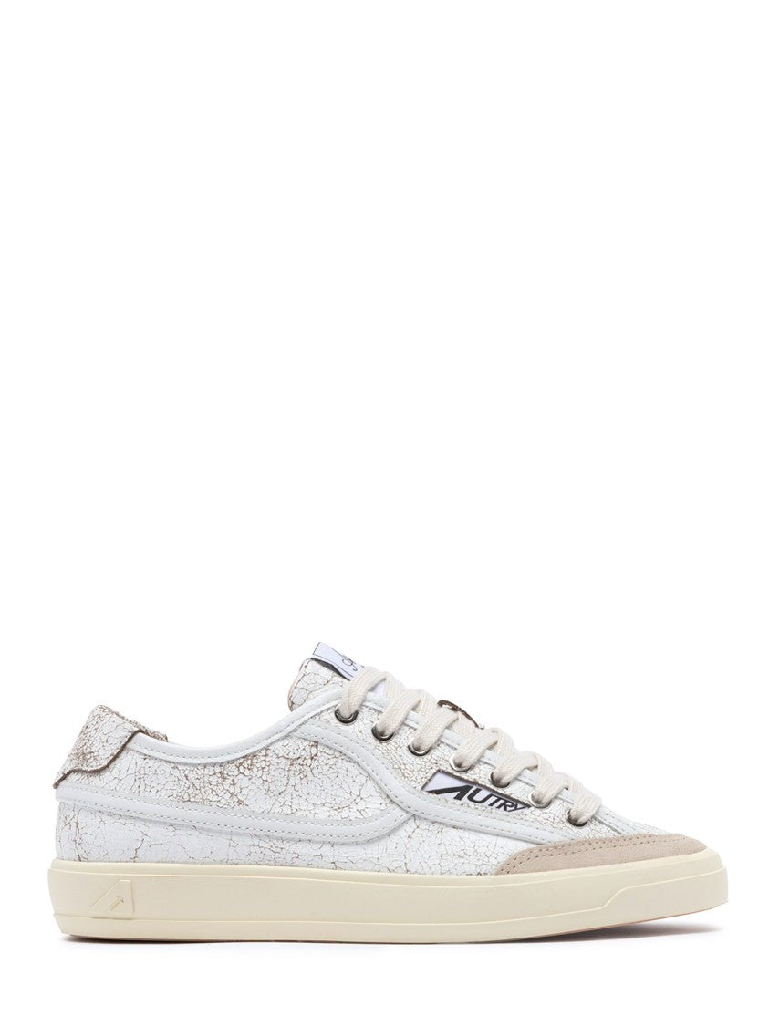 Autry Windscape Low Man Cracked Leather Low-Top Sneakers
