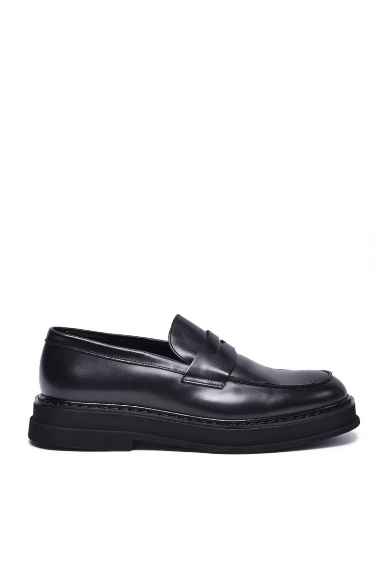 Doucal's Leather Loafers - Black