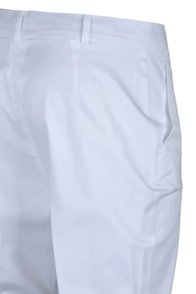 Max Mara Tailored White Trousers And Optimal Fit