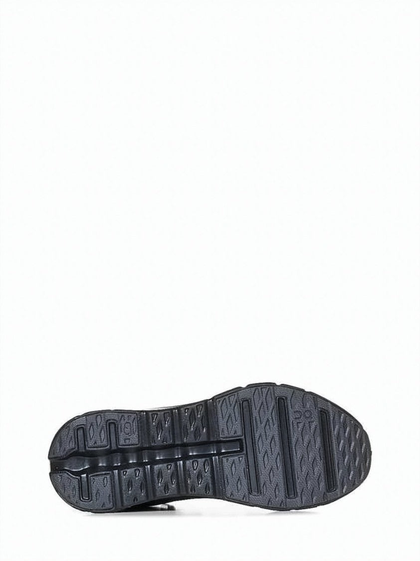 On Running Low-Profile Black Sneakers With Recycled Polyester Upper