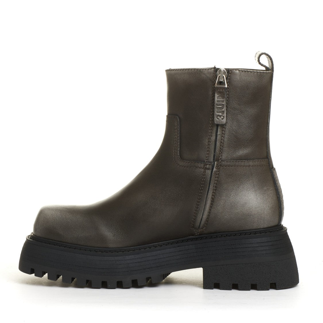 3Juin Thick Sole Washed Leather Boots With Zipper Closure