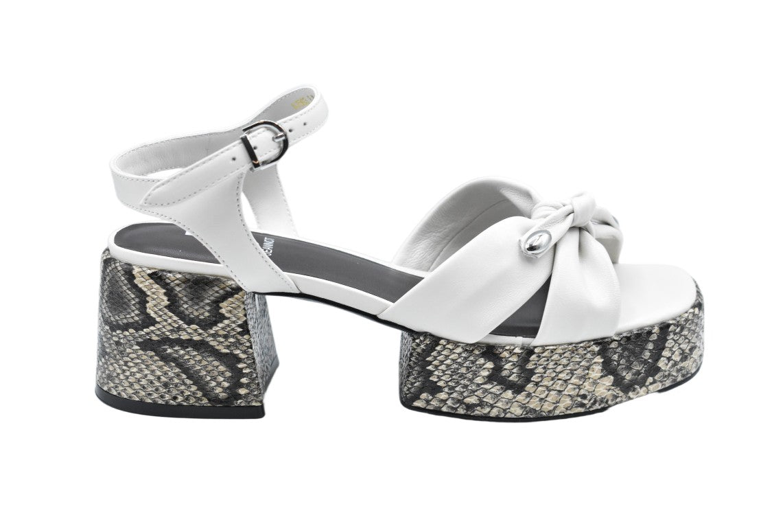 Jeannot Off White Laced Comfort Versatile Shoes