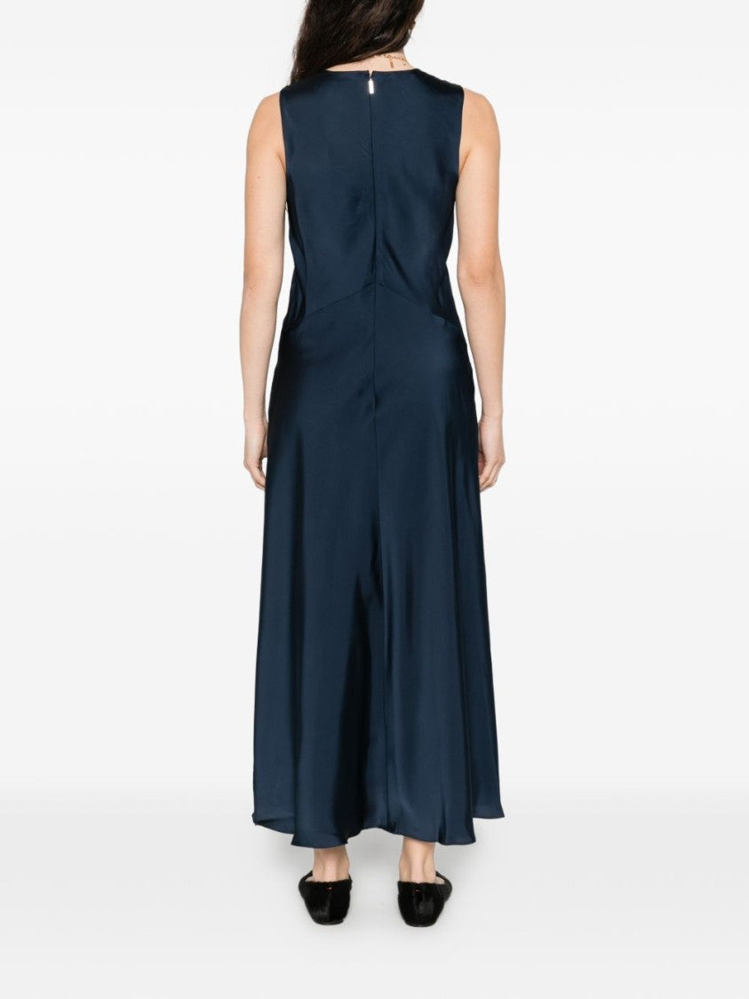 Michael Kors Sleeveless Maxi Dress With Deep V-Neckline And Elegant Draping