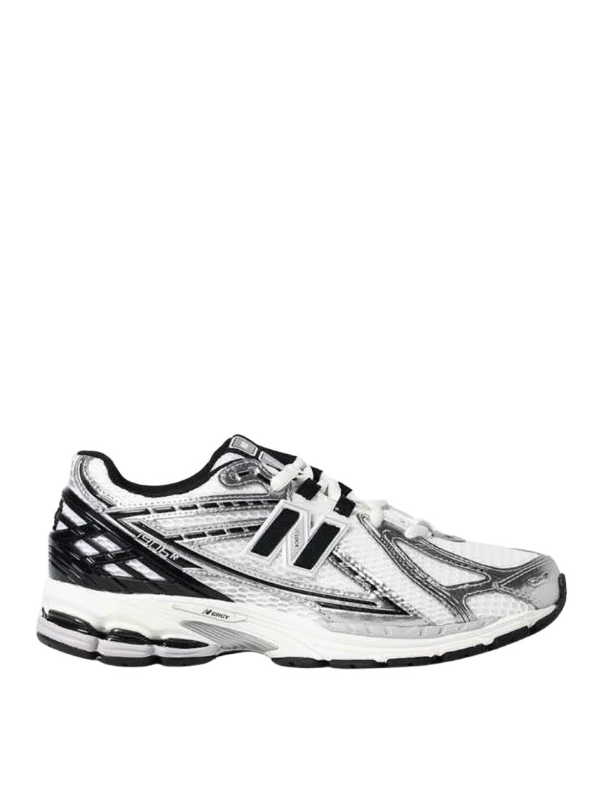 New Balance Sleek White And Silver Sneakers