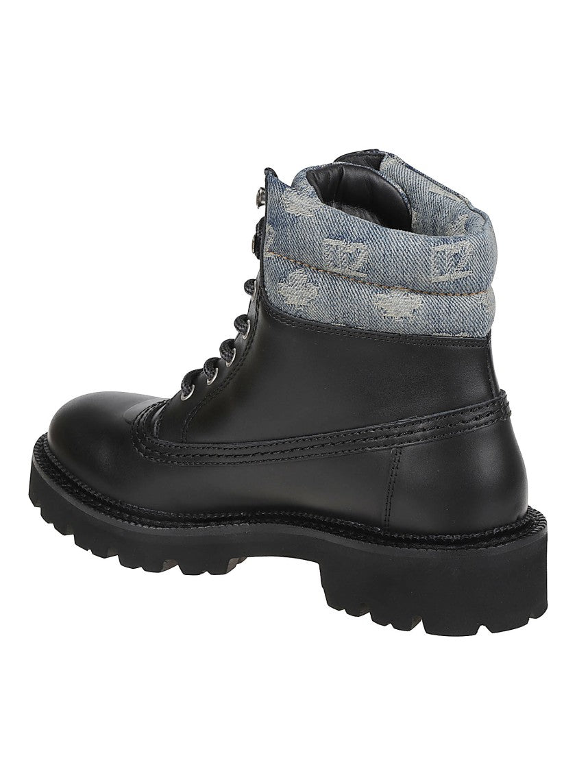 Dsquared2 D2 Warm Up Monogrammed Leather Ankle Boots