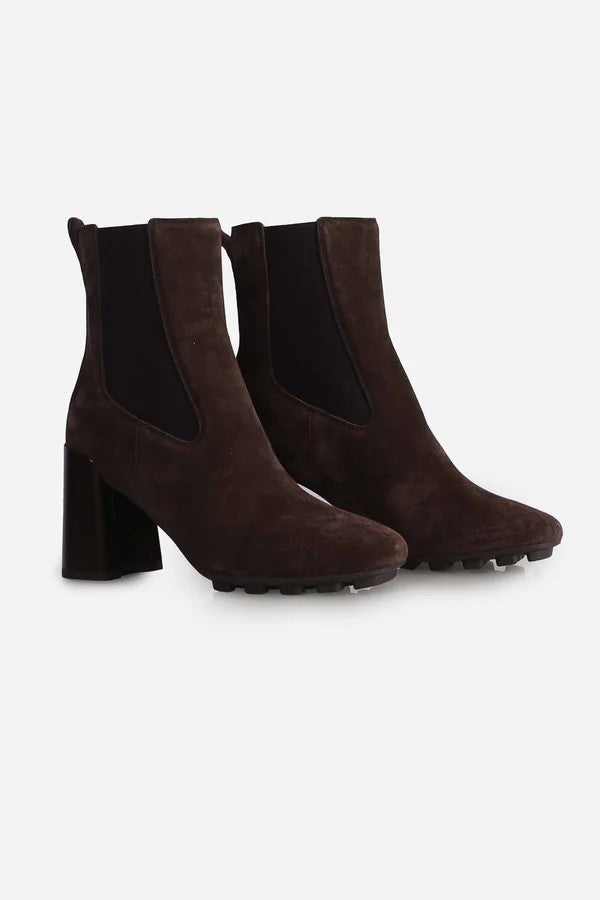 Hogan H695 Ankle Boots In Calfskin Suede
