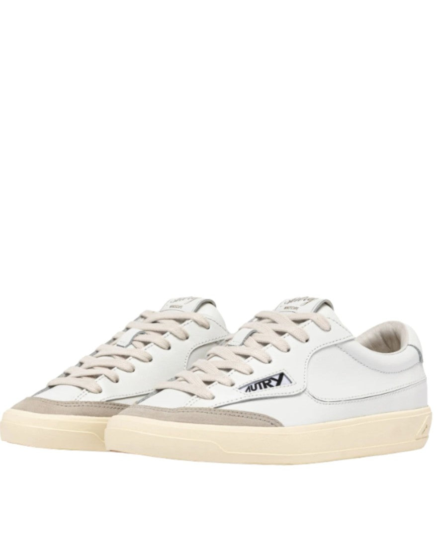 Autry Autry Woman Windscape Low Sneakers In Leather White Sclw Uk01