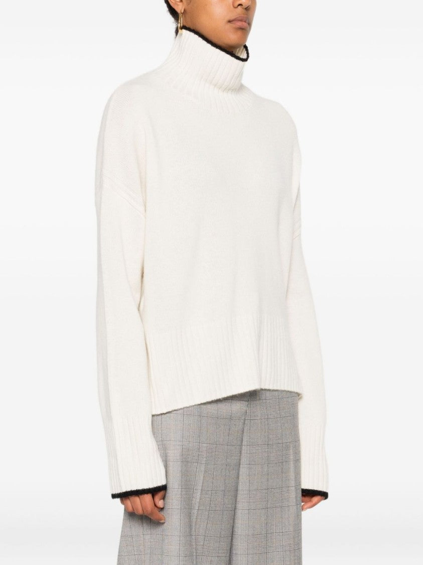 Pinko Loose-Fitting White Sweater