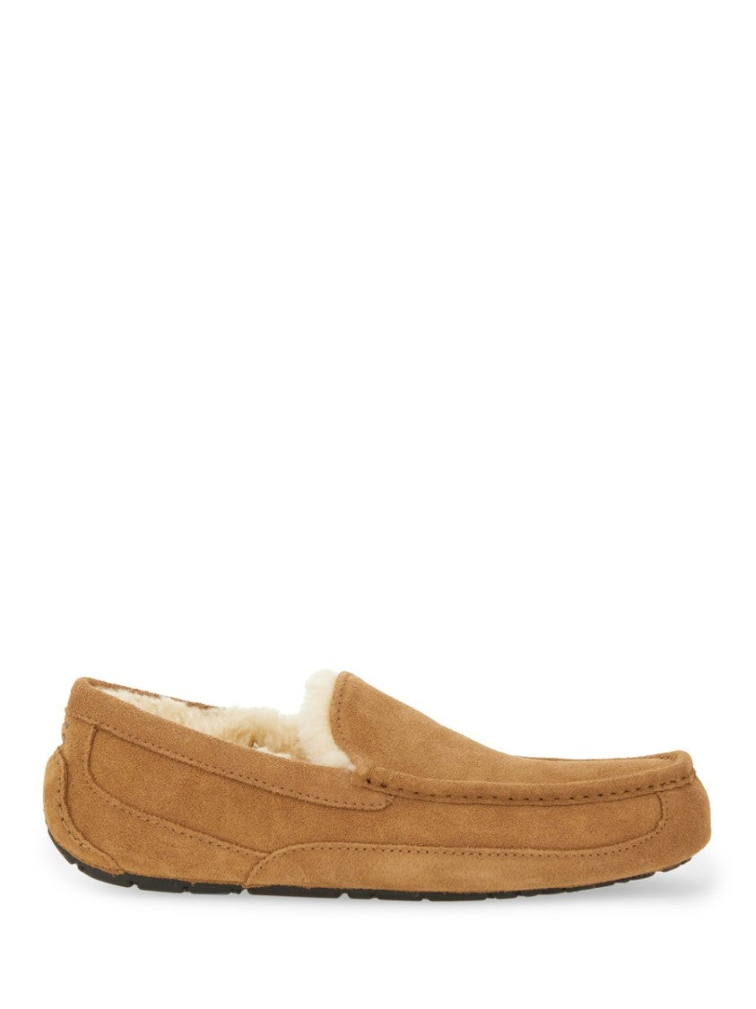 Ugg "Linscot" Slip-On Loafer