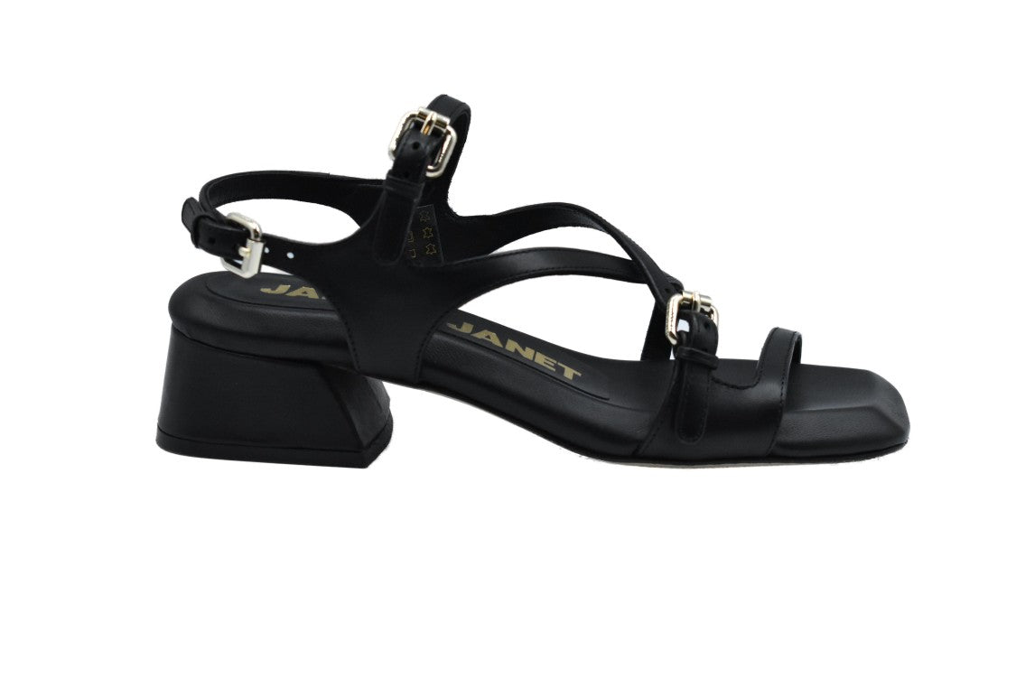 Janet & Janet Low Black Patent Leather Sandals With Elegant Straps