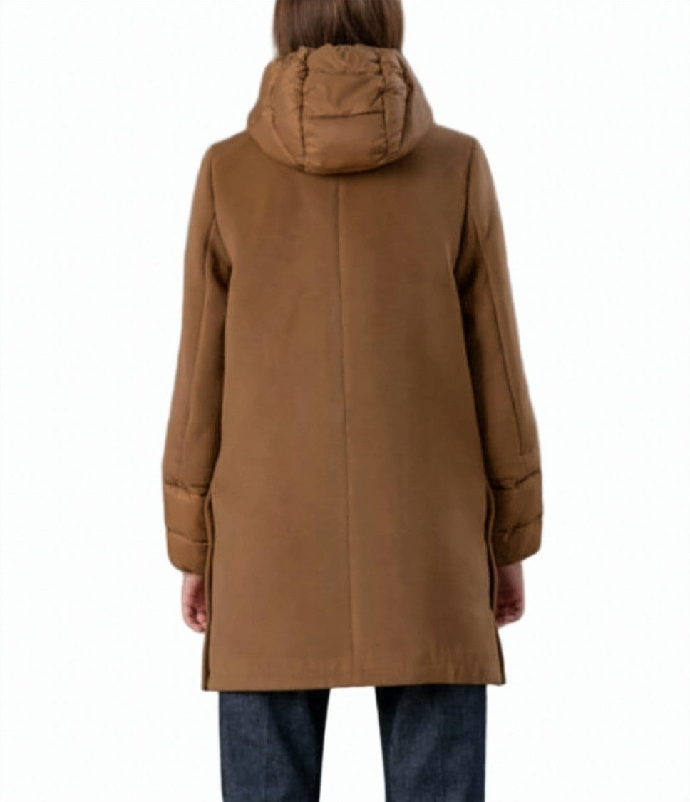 Rihunik Shiny Velour Coat With Chanel Collar
