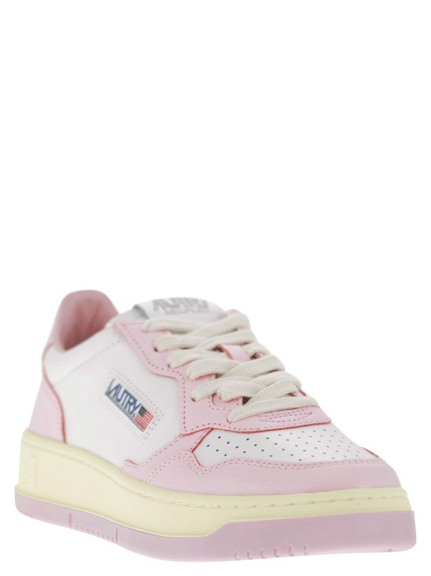 Autry Medalist Low - Two-Tone Leather Sneakers