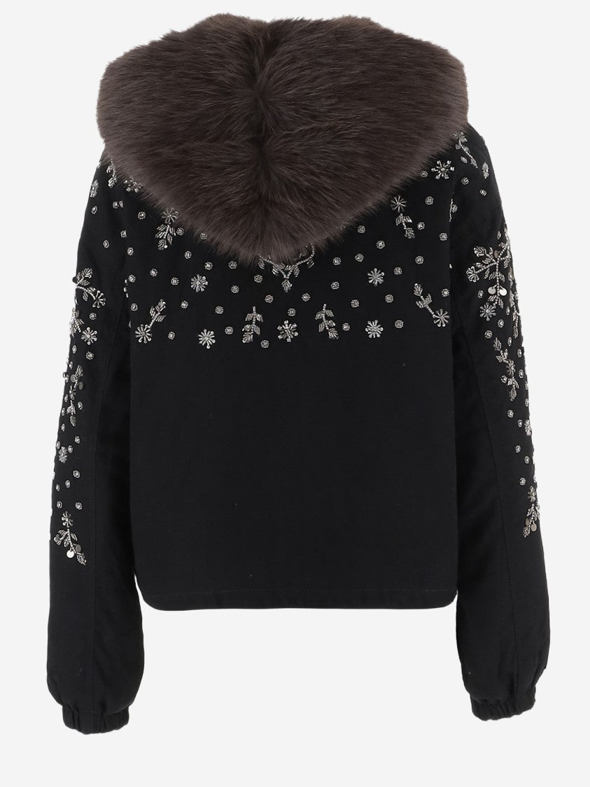 Novelle Casual Cotton Jacket With Embroidered Floral Appliqués