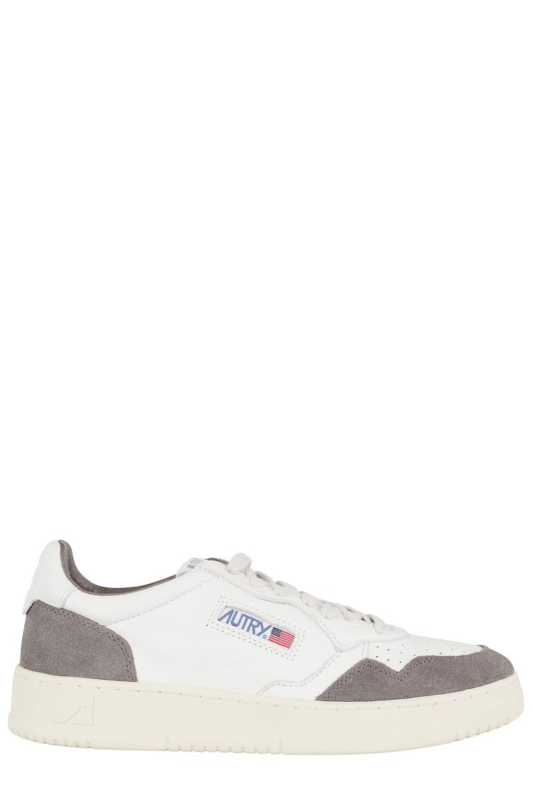 Autry White Medalist Low Men Sneakers
