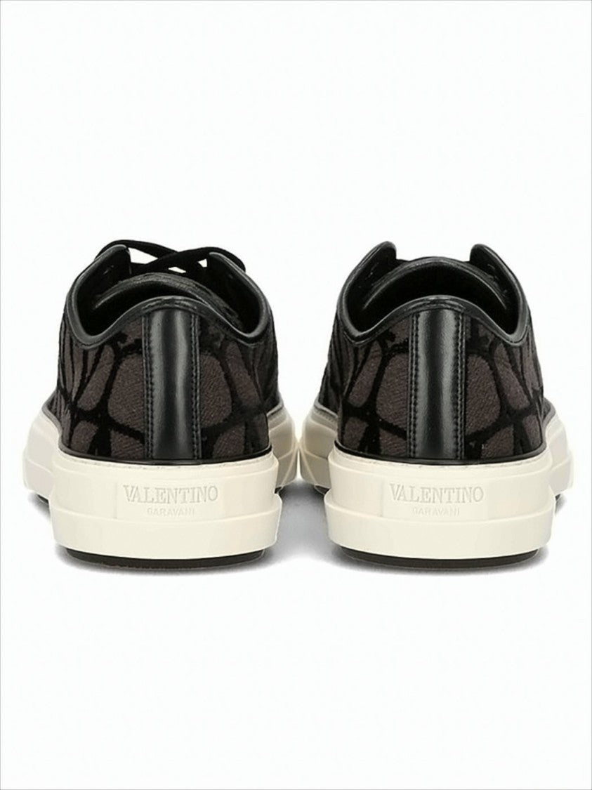 Valentino Garavani Low-Top Sneakers With Leather Accents