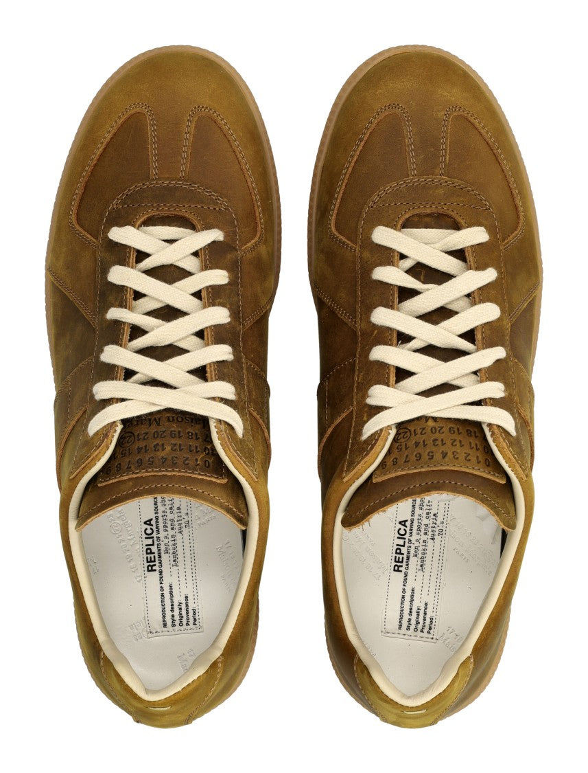Maison Margiela Low-Top Sneakers With Matte Finish And Contrasting Laces
