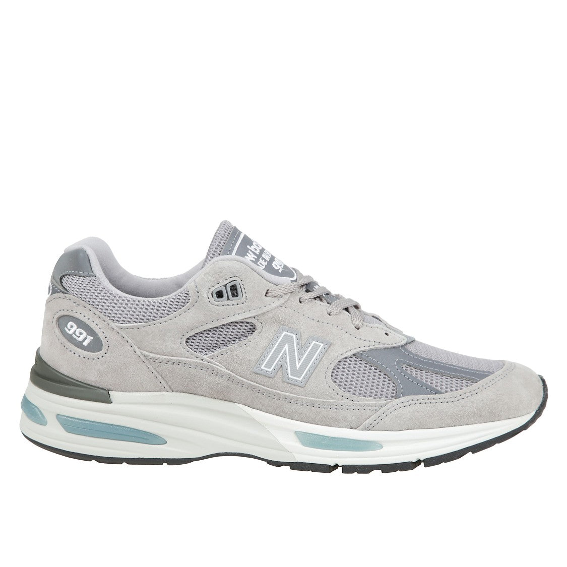 New Balance Classic Low-Top Unisex Lifestyle Sneakers With Cushioned Sole
