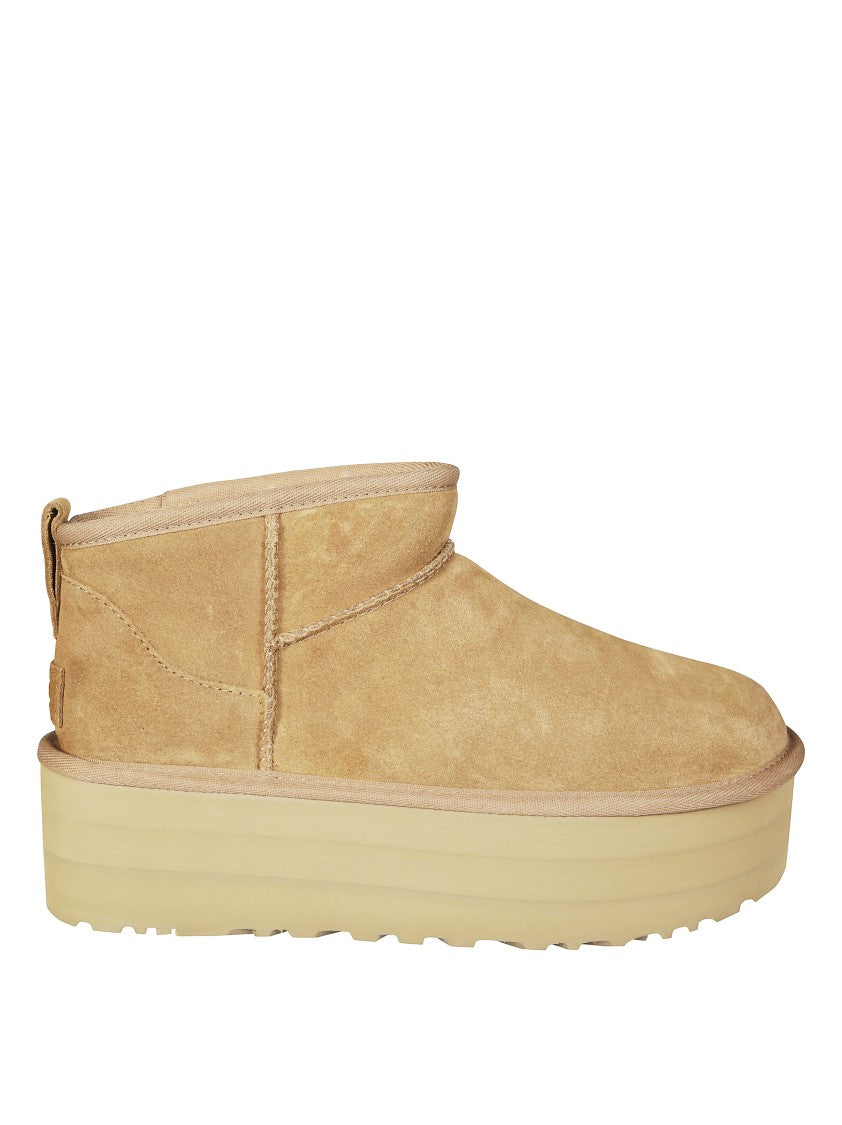 Ugg W Classic Ultra Mini Platform Low-Cut Suede Boots