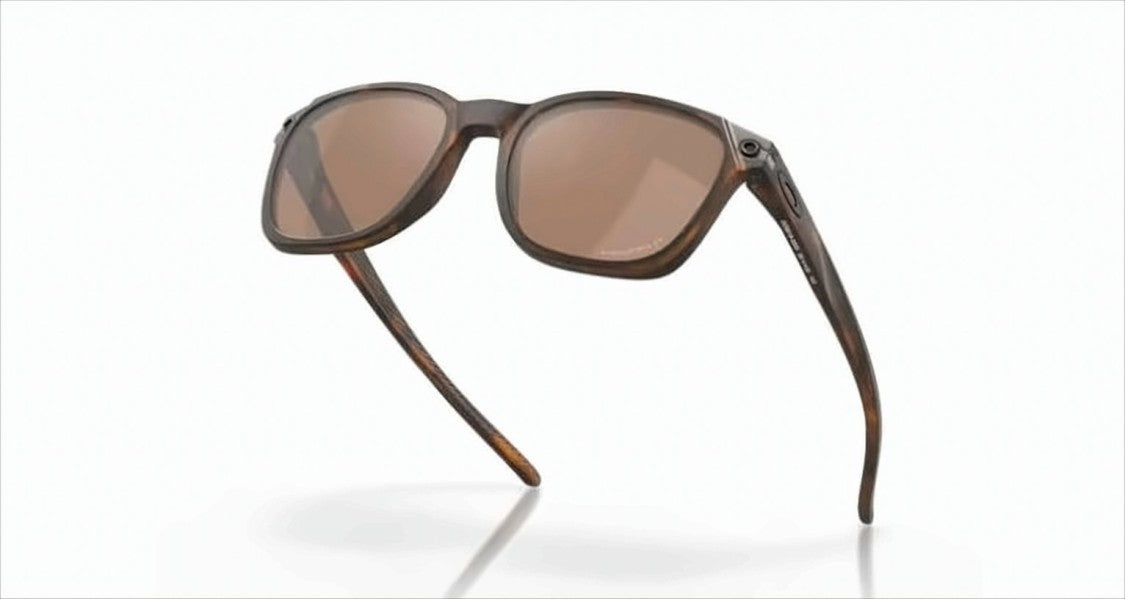 Oakley Square Frame Sunglasses With Prizm™ Lens Technology