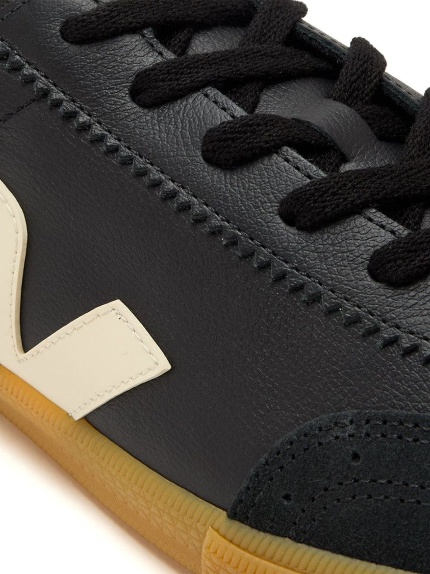 Veja Black Vitello Leather Sneakers
