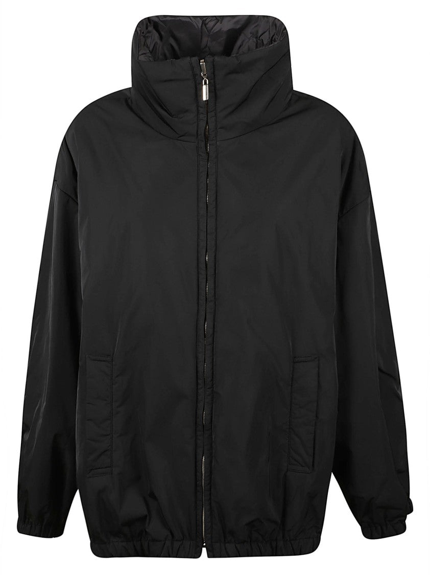 Max Mara Padded Black Jacket With High Collar And Functional Design
