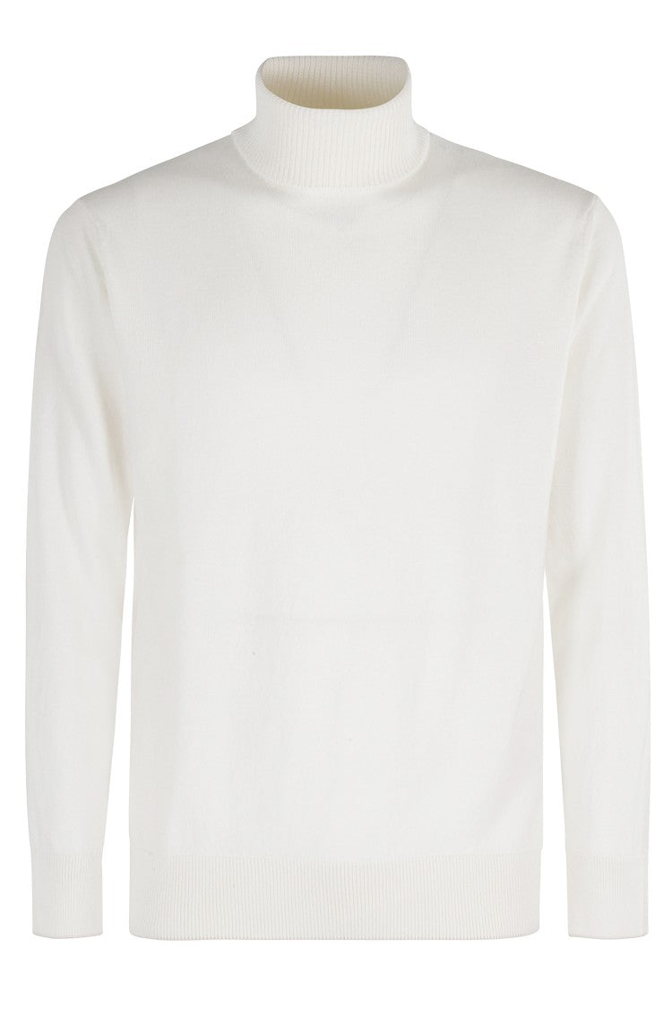 Eleventy Cream Ml Turtleneck Sweater