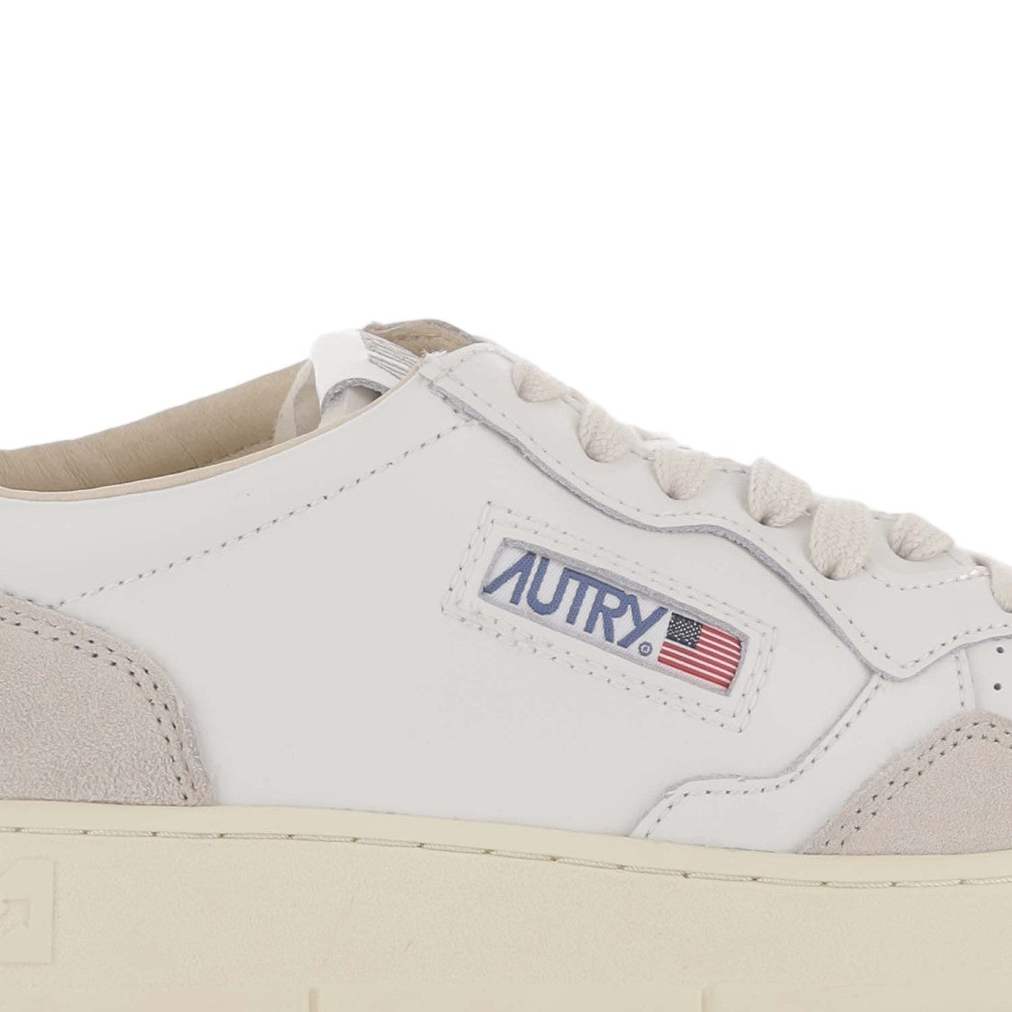 Autry Medalist Low Suede Sneakers
