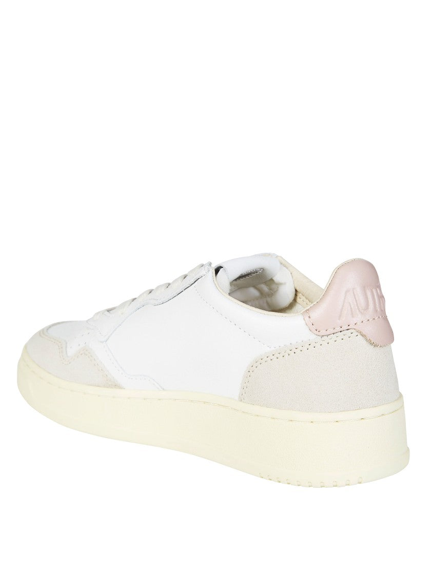 Autry White Medalist Low Ls37 Sneakers