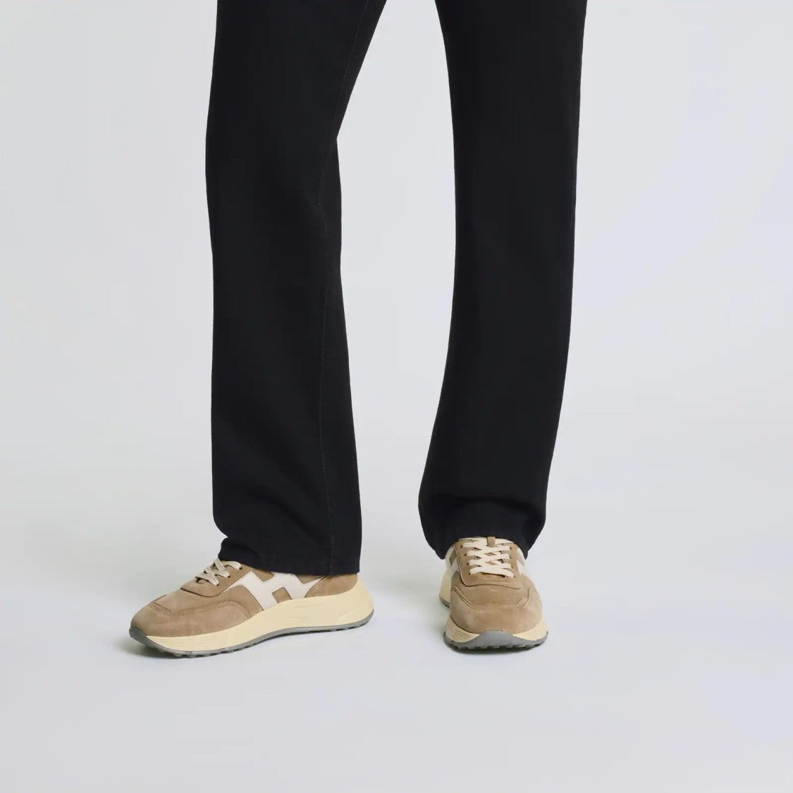 Hogan Hyperlight Allacciato H Sneakers In Beige