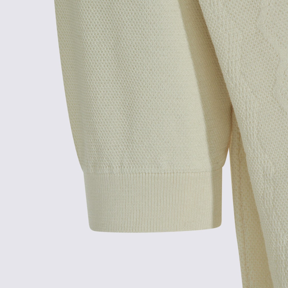 Piacenza Cashmere Textured Knit Crew Neck Top With Ribbed Details