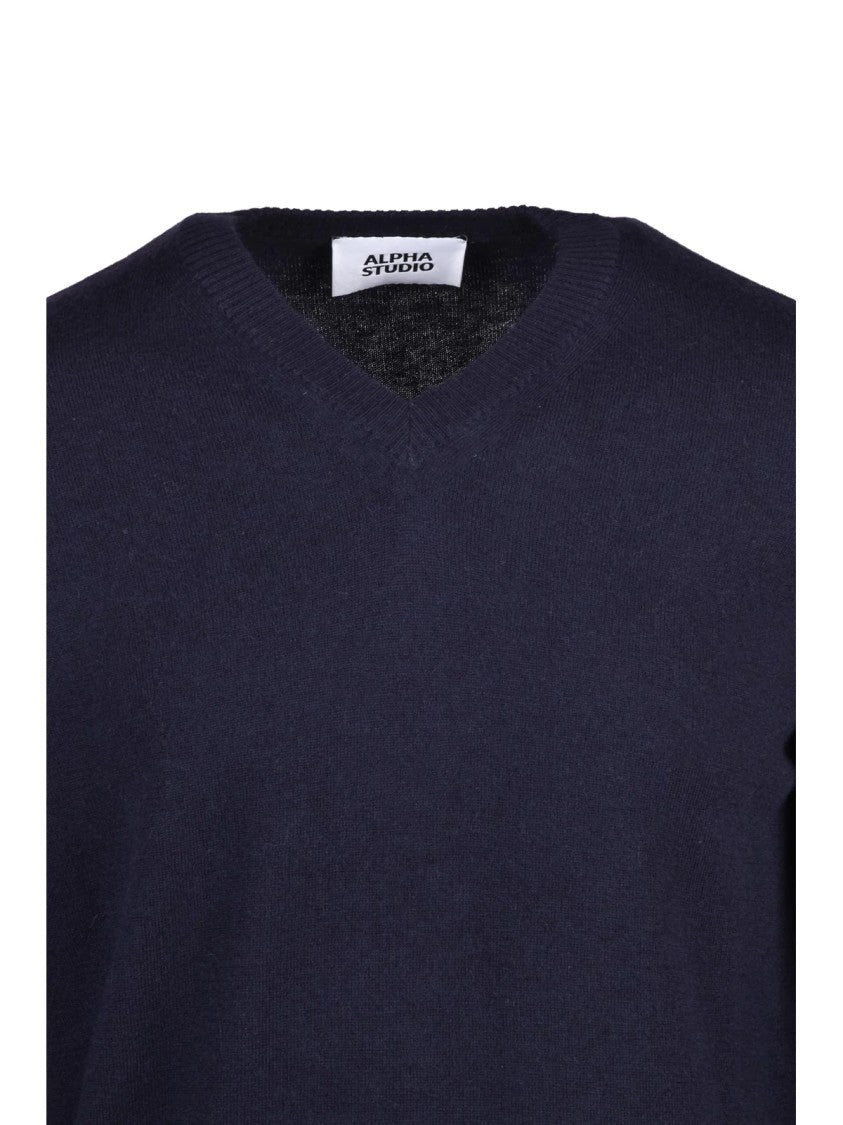 Alpha Studio V-Neck Pullover With Fine Knit Texture And Ribbed Details