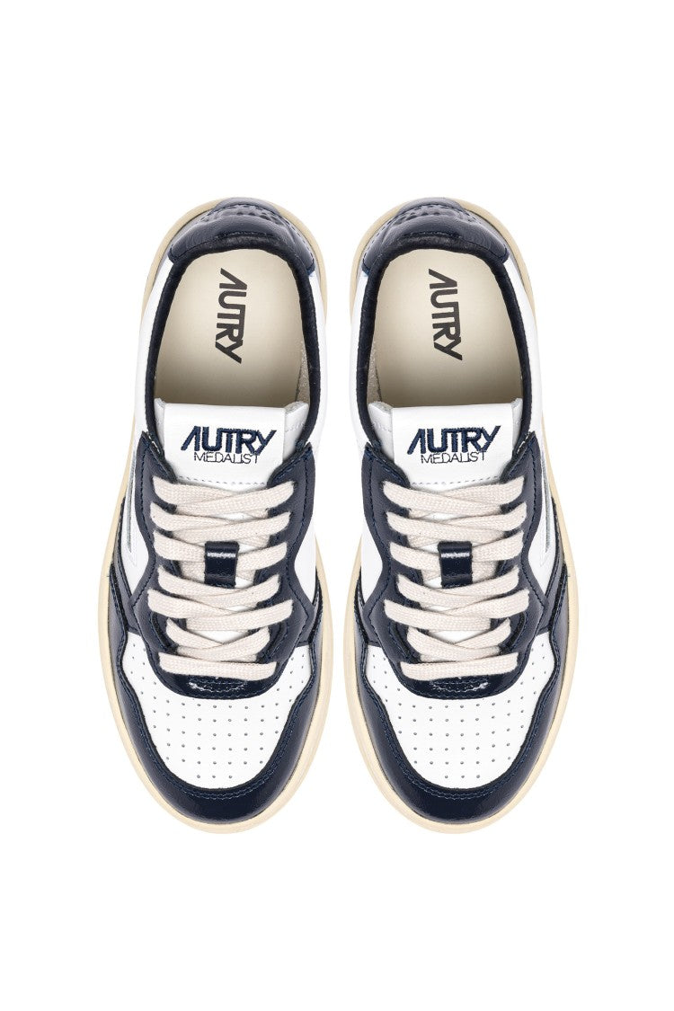 Autry Women’S Bimaterial Leather And Patent Sneakers