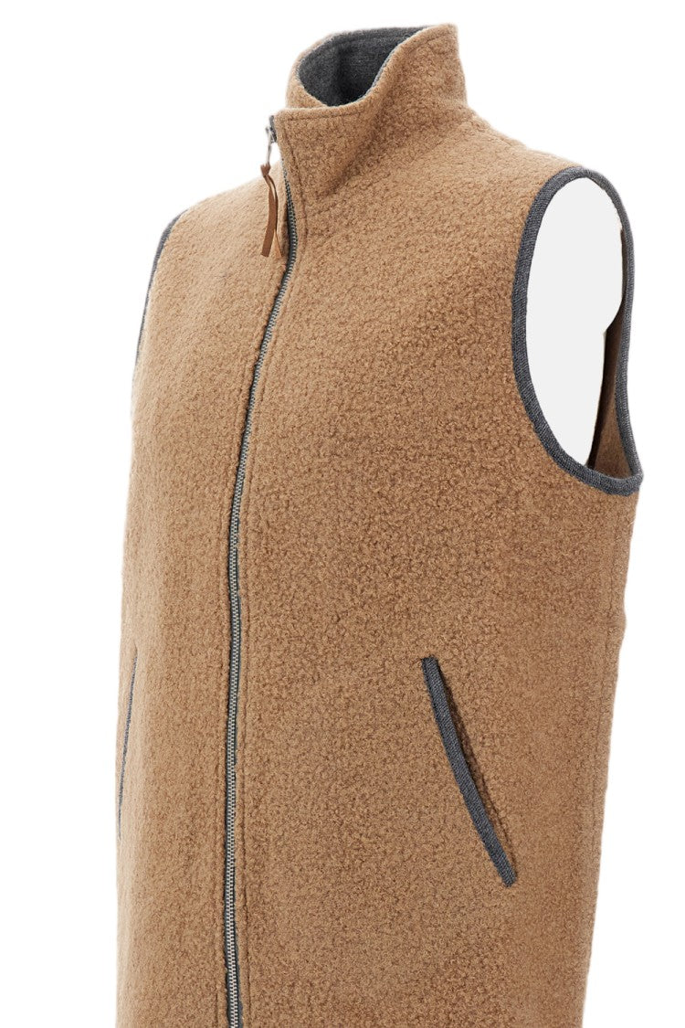 Alpe Piano Beige Sleeveless High Collar Jacket