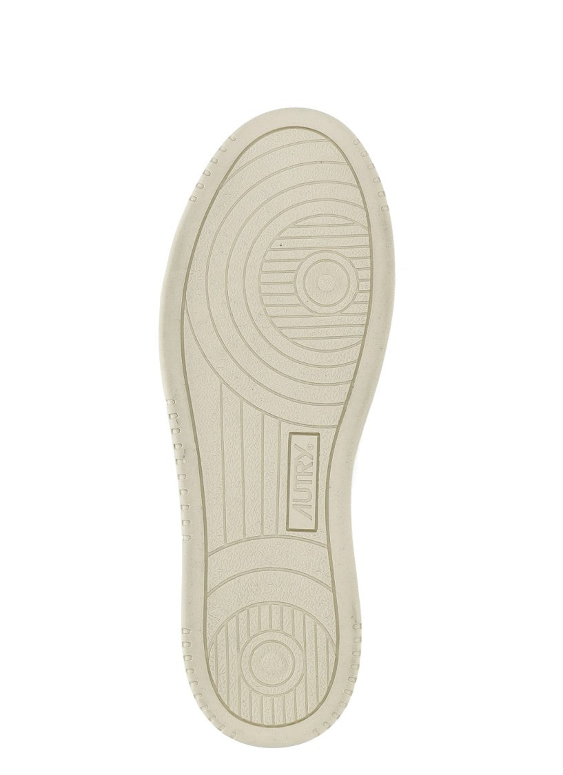 Autry White Medalist Low Pebbled Leather Sneakers